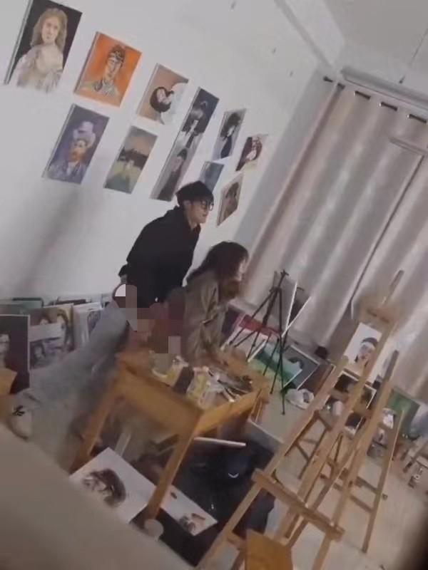 男生爆料学校视频,男生爆料学校视频引发热议 第2张 男生爆料学校视频,男生爆料学校视频引发热议 第2张