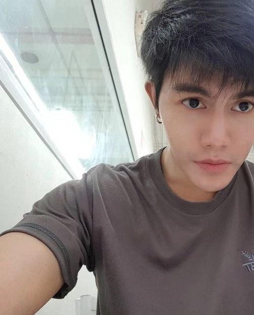吃瓜网红男博主视频下载,下载攻略大公开! 第1张 吃瓜网红男博主视频下载,下载攻略大公开! 第1张