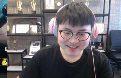 小智爆料uzi最新消息,小智独家爆料揭秘退役后的生活与未来计划 第3张 小智爆料uzi最新消息,小智独家爆料揭秘退役后的生活与未来计划 第3张