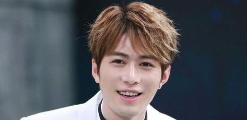 娱乐吃瓜男明星,揭秘吃瓜男明星背后的故事 第2张 娱乐吃瓜男明星,揭秘吃瓜男明星背后的故事 第2张