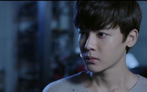 侯明昊恋情爆料视频,甜蜜互动引网友热议