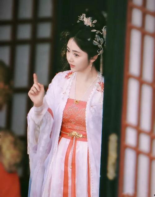 圈内爆料谭松韵古装视频,穿越时空的美人  第3张