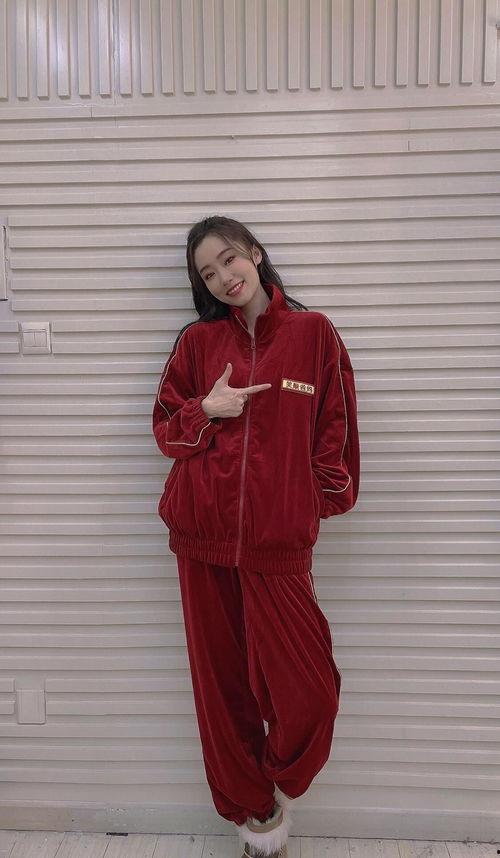 女明星爆料肖战照片视频,女明星爆料背后的真相揭秘  第2张